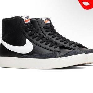 Meet your Posher, ...